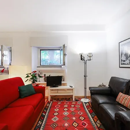 Apartamento Maisonette Varenna *