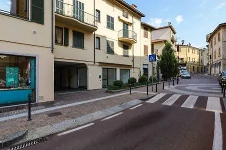 Apartamento Maisonette Varenna *